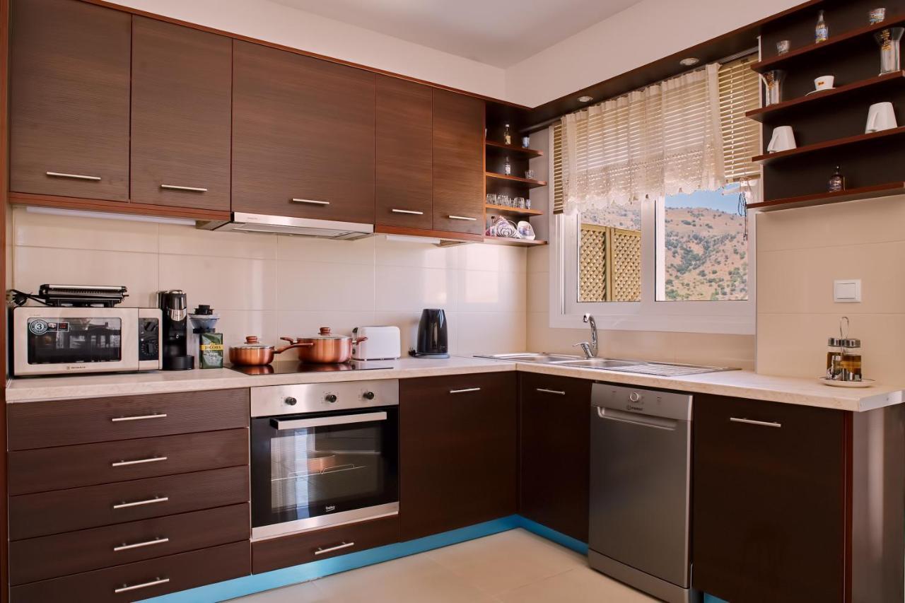 Kávallos Lake View Suites מראה חיצוני תמונה