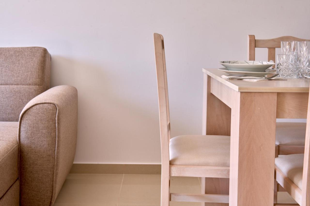 Kávallos Lake View Suites מראה חיצוני תמונה
