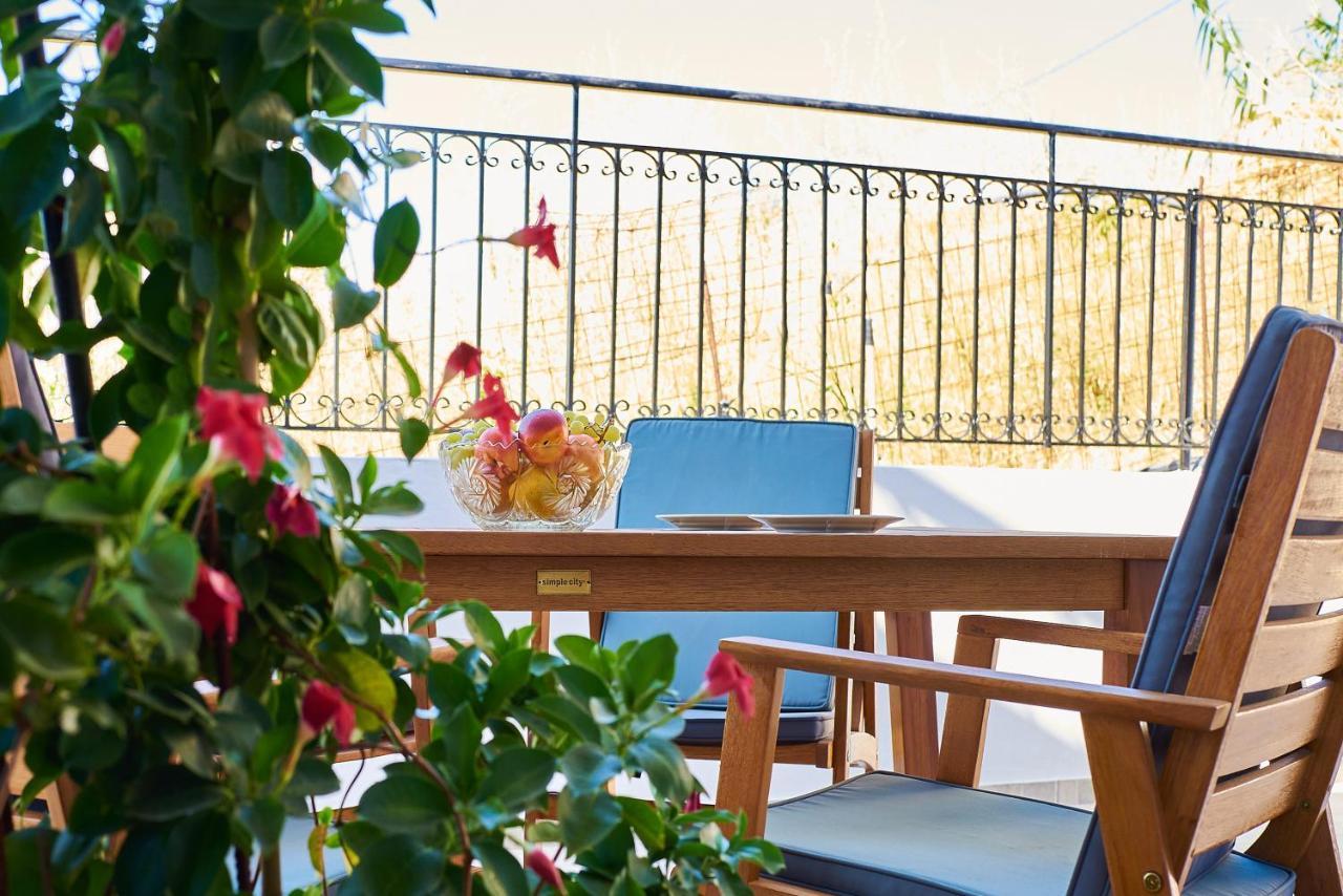 Kávallos Lake View Suites מראה חיצוני תמונה
