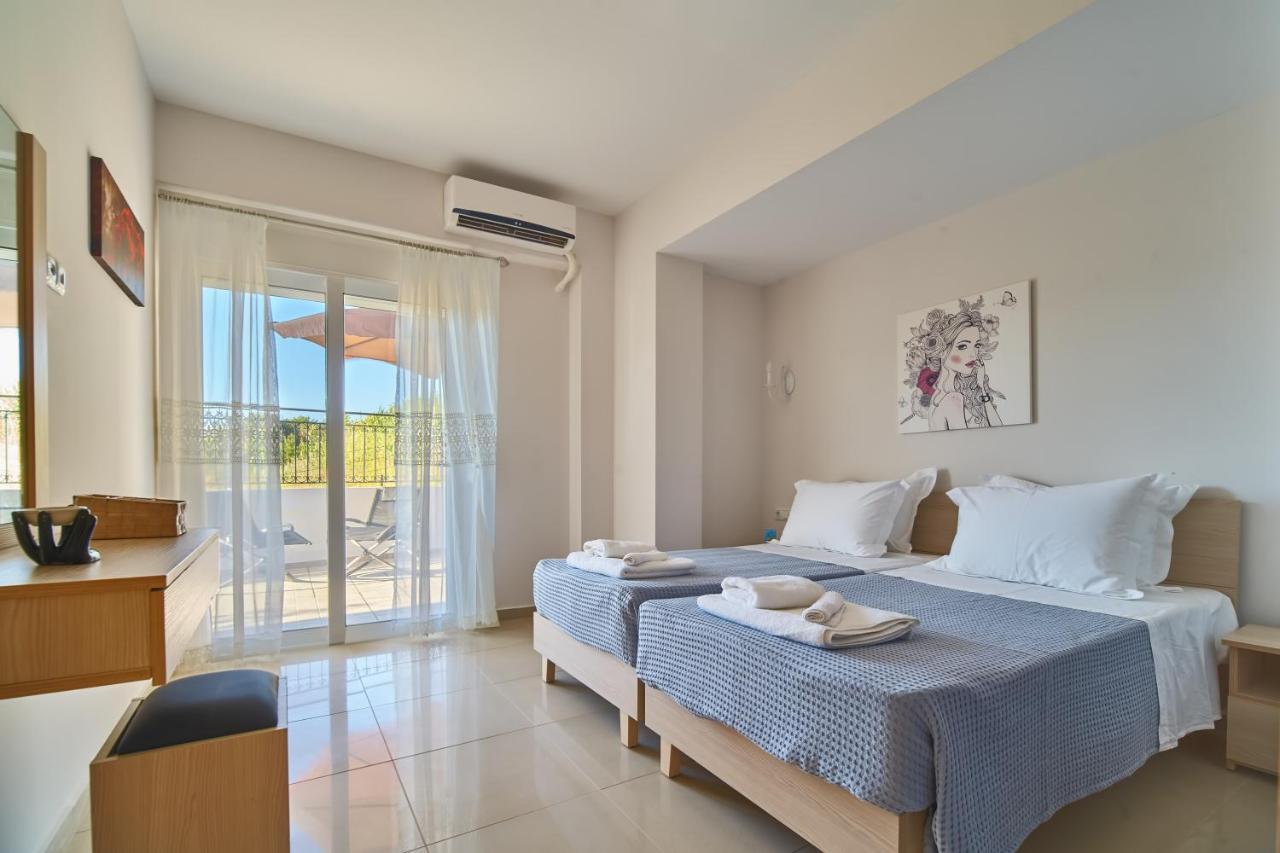 Kávallos Lake View Suites מראה חיצוני תמונה